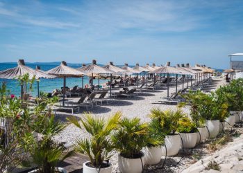 Spektakularno otvorenje novouređenog Žnjanskog platoa! Glazba, umjetnost i više od 200 izvođača u nezaboravnoj večeri. Donosimo sve detalje svečanosti