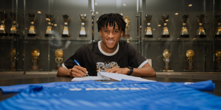 Sportske novosti – Barcelona pada u drugi plan, stigla je potvrda s Maksimira: Varela je potpisao ugovor s Dinamom!