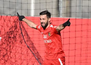 Sportske novosti – Bio je velika nada Hajduka, prošao ‘pola’ Europe, igrao i u Srbiji, a sada je pao novi dogovor: ‘On je naš temelj’