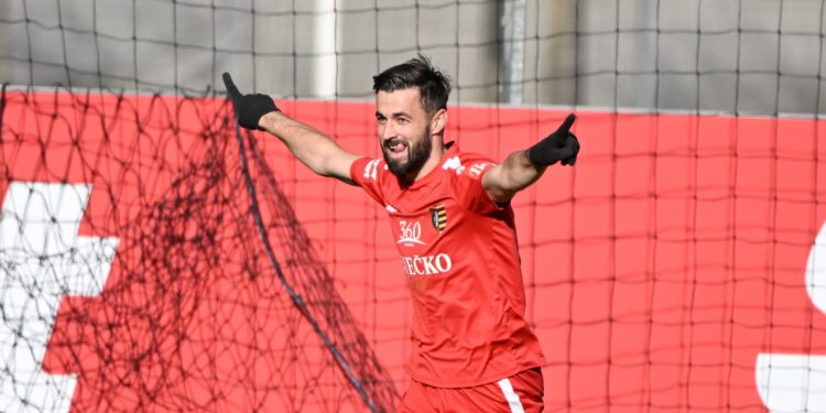 Sportske novosti – Bio je velika nada Hajduka, prošao ‘pola’ Europe, igrao i u Srbiji, a sada je pao novi dogovor: ‘On je naš temelj’