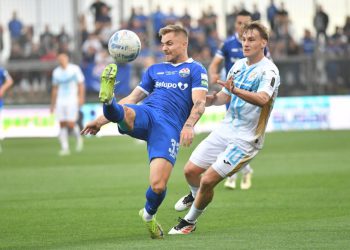 Sportske novosti – Branič Farmaceuta odlazi u inozemstvo kako bi ‘naplatio’ najbolju sezonu u karijeri, na izlaznim vratima i dva krilna napadača