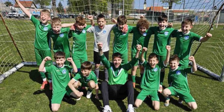 Sportske novosti – Farmaceuti donirali 400 lopti lokalnim klubovima i partnerskoj Školi: ‘Sve to kako bismo ionako dobru suradnju podigli na još višu razinu’