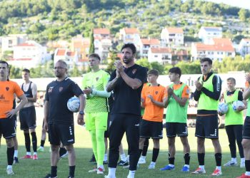 Sportske novosti – Gradonačelnik Šibenika otkrio što dalje s klubom: ‘Ovo je možda i dobro, kako bi se otkrili i zaustavili muljatori!’