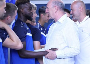 Sportske novosti – ‘Izgradnjom stadiona i kampa pokazali bismo ozbiljnost, a u sljedeće dvije godine želimo izboriti Europu’