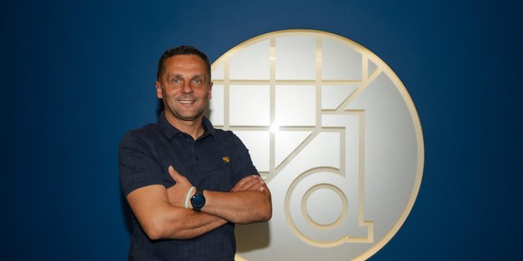 Sportske novosti – Kovačević nikad nije bio pod takvim pritiskom, ali ima ono što Dinamovi treneri godinama nisu imali!