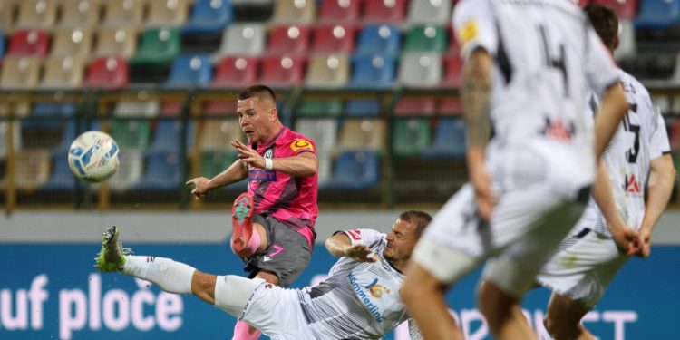 Sportske novosti – Melodije A i B strane: Kada dublje zahvatite u nogometno tkivo, ispod druge lige, sve je manje (kvalitetnih) mladih igrača