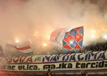 Sportske novosti – Na Poljudu opet ludnica: Hajduk već prvog prodao gomilu sezonskih ulaznica, evo i kako stoji prvak Hrvatske
