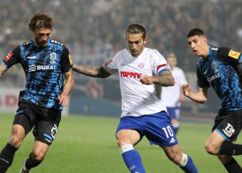 Sportske novosti – Nije moglo dalje! Hajduk čeka sedmosatni let, Varaždin putovanje od 3500 km u Atlantski ocean