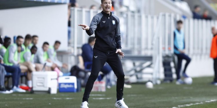 Sportske novosti – Osijek nijednu od zadnje tri sezone nije završio s trenerom s kojim je počeo