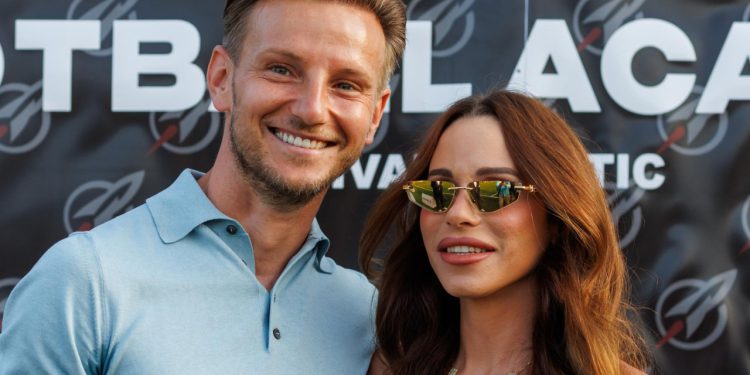 Sportske novosti – Otkrivamo: Rakitić završava karijeru i odmah dobiva funkciju u Hajduku! Evo što čeka bivšeg Vatrenog