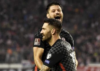 Sportske novosti – Petković na Poljudu? Navijači Hajduka jasno su rekli što o tome misle: ‘Čekamo te ljubavi, izgorit će Split’