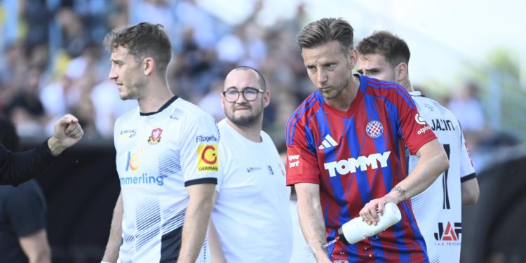 Sportske novosti – Rakitić nazvao i osobno pozvao svog nasljednika na Poljud! Uskoro objavljuje kraj karijere?