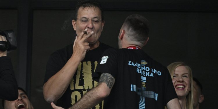 Sportske novosti – Riječka gradonačelnica dva i pol sata s Miškovićem: ‘Nogomet se mora vratiti na Kantridu’