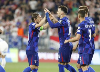 Sportske novosti – Sučić je kompletniji igrač od Brozovića, a Baturina od Pedrija! Ali je najveći gubitnik ovih utakmica