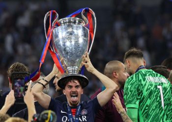 Sportske novosti – ‘Znate na koga me on podsjeća? Na Luku Modrića! I ne biste mu mogli dati veći kompliment na svijetu’