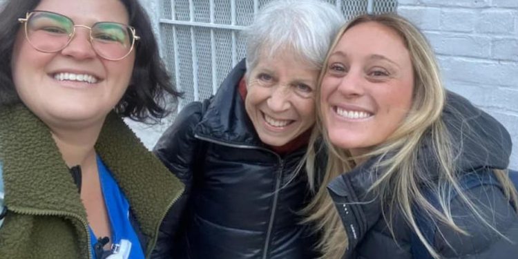 Srce joj je stalo na ulici: Priča o ženi koju su sestre vratile iz smrti