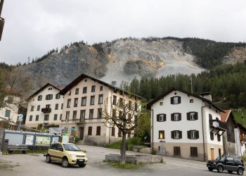 Stanovnici Scenic Villagea evakuirali su usred prijetnje za klizanje