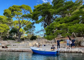 Stanovnicima hrvatskog otoka sufinancira se elektrifikacija brodica, prijave do 16. lipnja