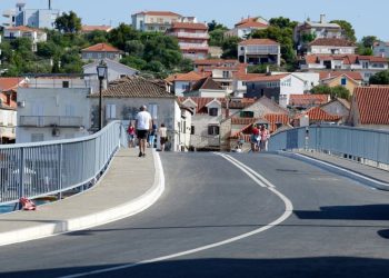 Stari most u Trogiru bit će zatvoren u ponedjeljak