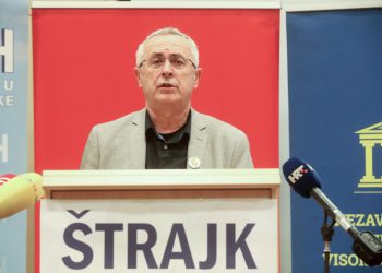 Stigli rezultati referenduma u školama: ništa od štrajka!