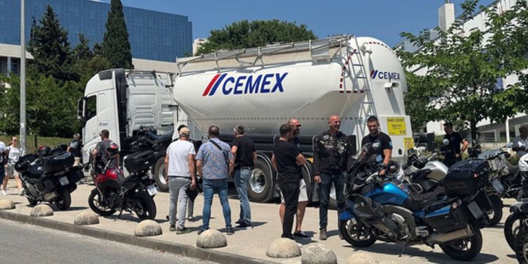 Stručni skup o sigurnoj vožnji okupio brojne sudionike na FGAG-u