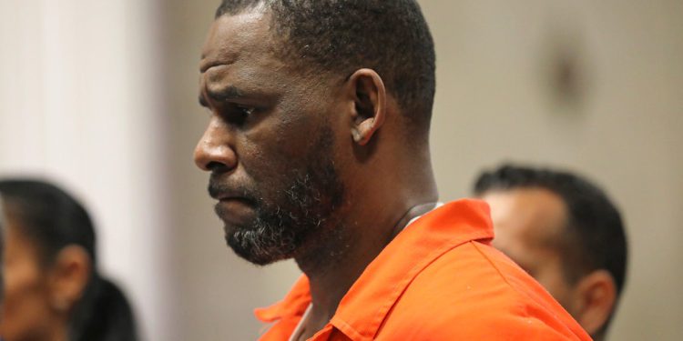 Sudac negira prijedlog R. Kellyja za kućni pritvor nakon zahtjeva za parcelom ubojstva u zatvoru