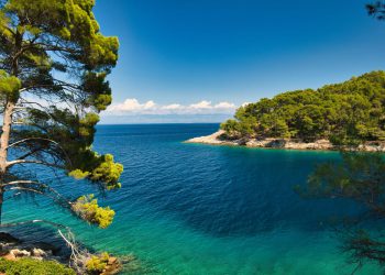 Sunčana srijeda – Kroz jutro bura, poslijepodne maestral, na jugu Jadrana lebić