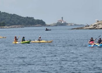 Sunčano uz temperature do 34 °C