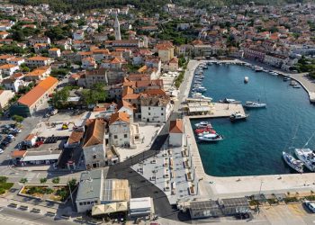 Supetar se priprema za veliku proslavu Dana grada koja će trajati cijeli vikend