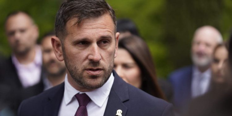 Šuta se oglasio oko požara: “Od srca zahvaljujem svim vatrogascima i pripadnicima žurnih službi”