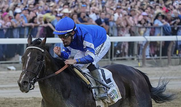 Suverenitet uzima uzbudljive 157. Belmont uloge mjesec dana nakon pobjede u Kentuckyju Derby