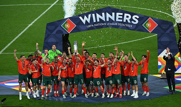 Suzavi Cristiano Ronaldo slijeće još jedan trofej dok je Portugal pobijedio rivale Španjolske na penalima za osvajanje nacija Lige nakon što je veteran superzvijezda izjednačio u uzbudljivom finalu