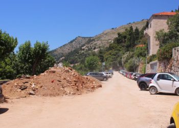 Sveti Jakov dobiva javnu odvodnju i kanalizaciju: U tijeku su ključni radovi na infrastrukturi (FOTO)