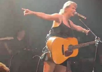 Taylor Swift izvrsno se vraća na pozornicu na koncertu u kojem je domaćin Travis Kelce u Nashvilleu