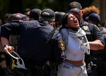 Teksas će uskoro donijeti ograničenja kada i kako studenti mogu prosvjedovati