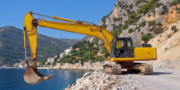 Teška mehanizacija uništila obalu, a čupanje posidonije nepovratno uzima pijesak