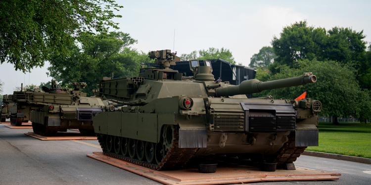 Tisuće se pridružuju prosvjedu ‘No Kings’ u Aleksandriji dok započinje DC Parade Prep