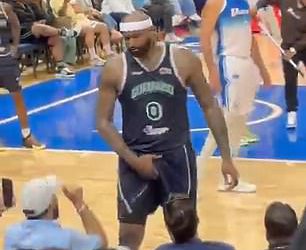 Trenutak bivše NBA superzvijezde ljuljačke udara i svađa s fanovima nakon što su ga izbacili u šokantne scene