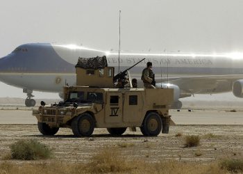 Trump evakuira osoblje s Bliskog istoka: Izrael priprema napad na Iran