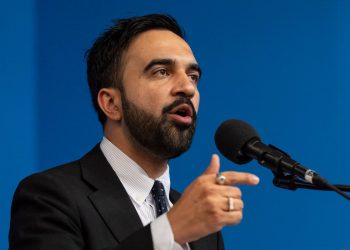 Trump kaže da će odbiti novac iz New Yorka ako Mamdani postane gradonačelnik i ne čini “pravu stvar”