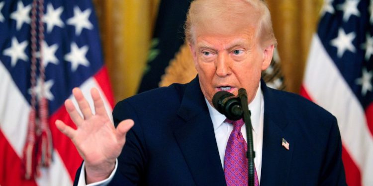 Trump upozorava Iran na napad – RT World News