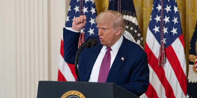 Trump zahtijeva “bezuvjetnu predaju” iz Irana – RT World News