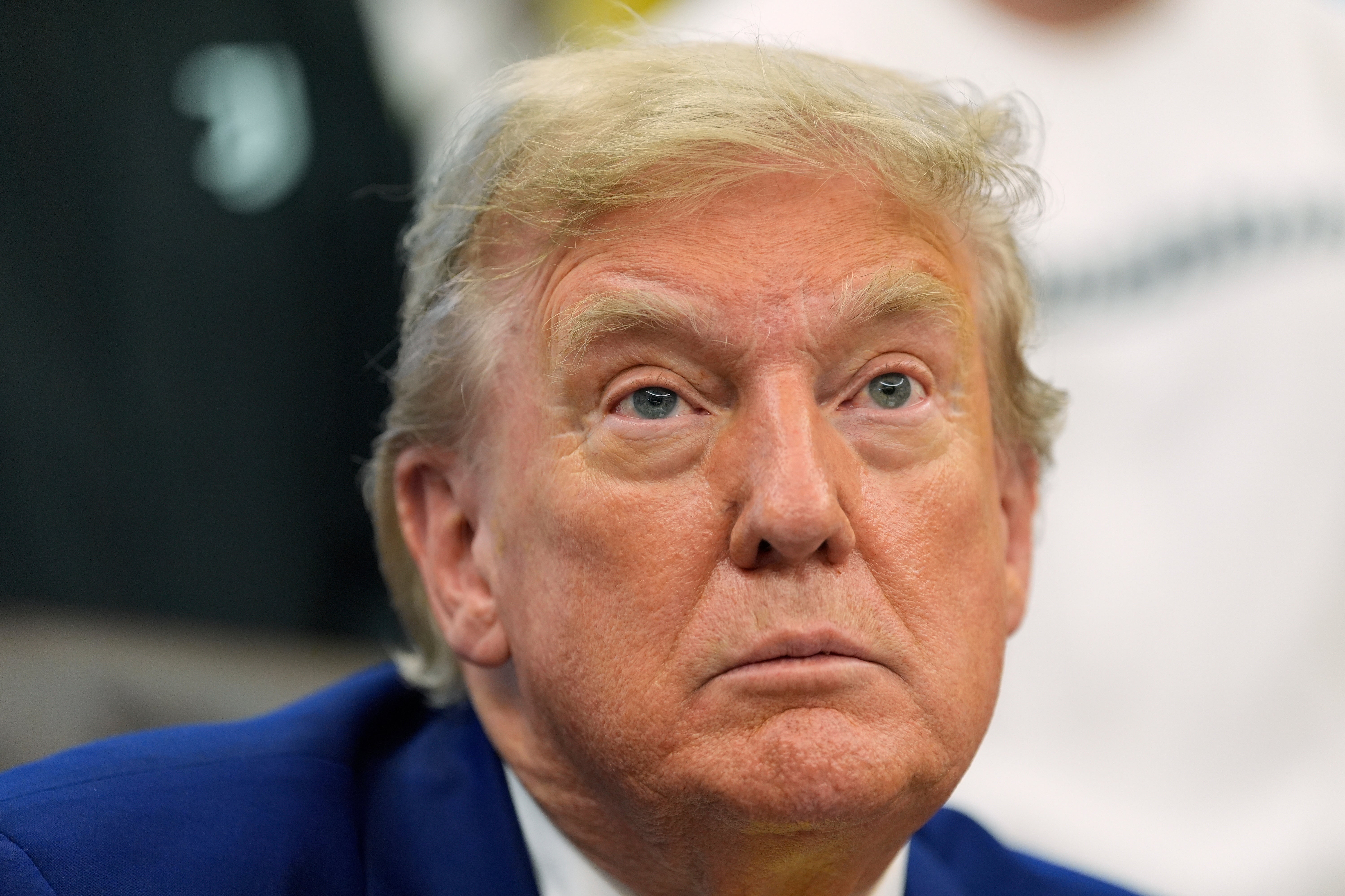 Donald Trump zauzeo je stražnje sjedalo na Ukrajini dok se fokusira na Bliski Istok