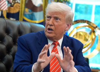 Trumpova zabrana putovanja Najnovije ažuriranja: Predsjednik potpisuje zabranu putovanja na 12 zemalja s ‘neprijateljskim stavovima’ prema nama