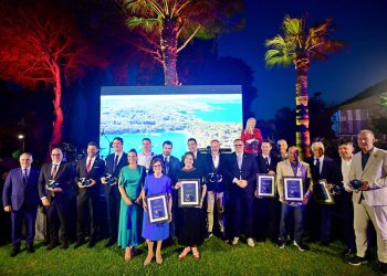 Turistička zajednica SDŽ slavi 30 godina, uručene nagrade zaslužnima za razvoj turizma Dalmacije