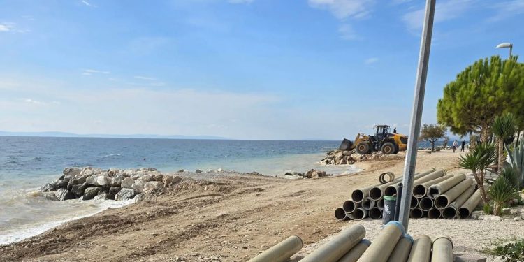 U Podstrani se gradi veliki kanalizacijski i vodovodni cjevovod