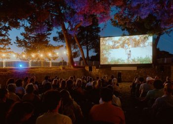 U prekrasnom FMFS kinu na Tvrđavi Gripe večeras hrvatska premijera “Škole hodanja 2”