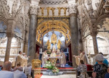 U splitskoj katedrali proslavljeno Presveto Srce Isusovo  uz posvetu hrvatskoga naroda