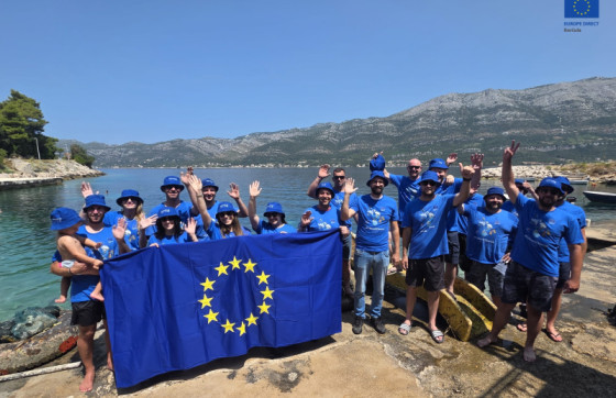 Udruženim snagama očišćeno podmorje i plaža na Korčuli, bilo je raznog otpada – od guma do tobogana (FOTO)