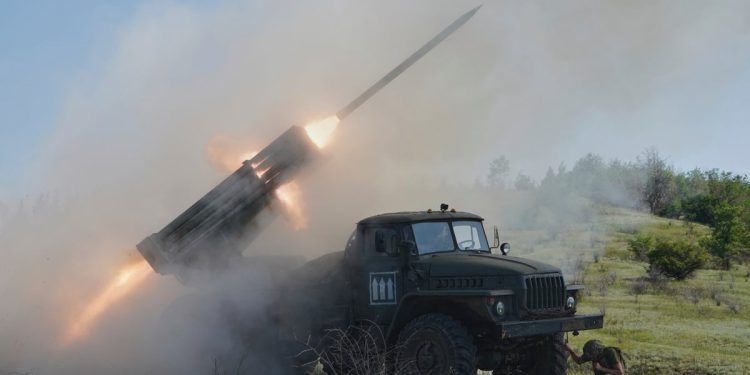 Ukrajina-Rusija rata Live Ažuriranja: Poljska se miješa zrakoplov nakon što Moskva pokrene zračne napade na zapadnoj Ukrajini